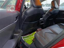 تۆیۆتا کامری